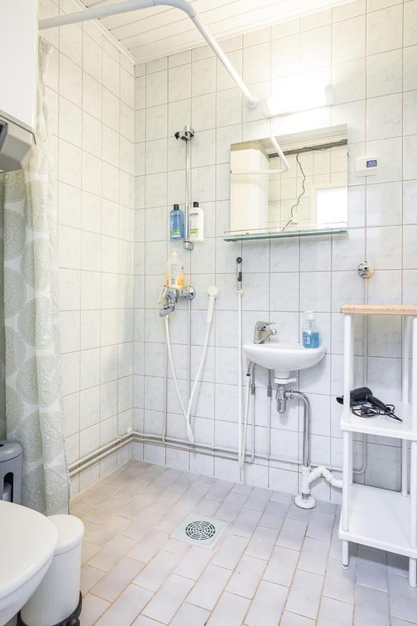 Appartement Tuurin Yoesaeiloe Extérieur photo